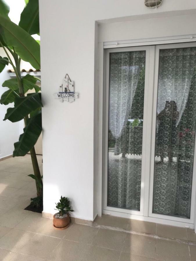 Irina House Pefkohori Lägenhet Exteriör bild