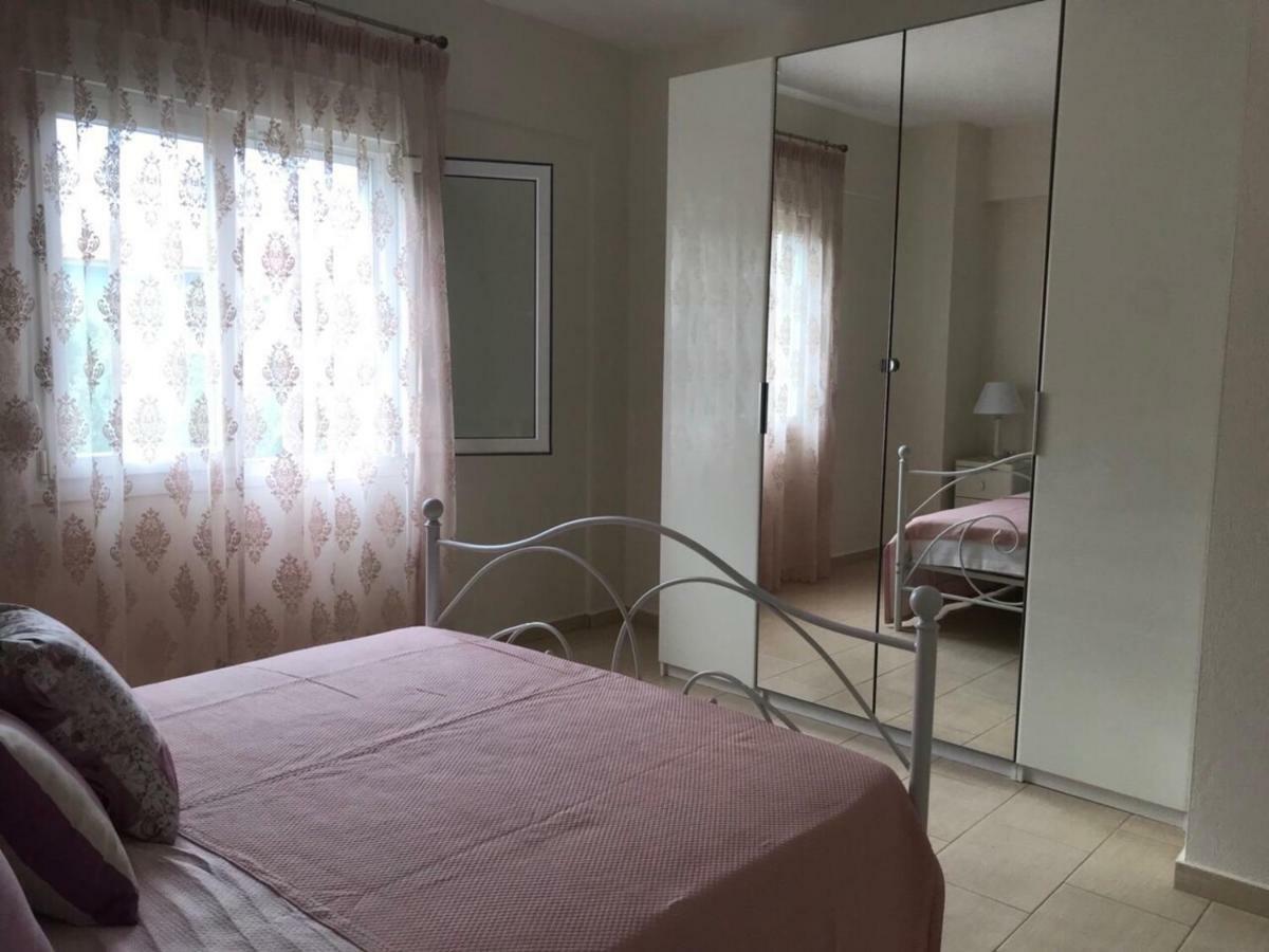 Irina House Pefkohori Lägenhet Exteriör bild